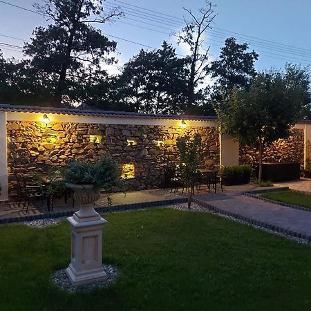 Gura Rîului Conacul Poetilor酒店 外观 照片